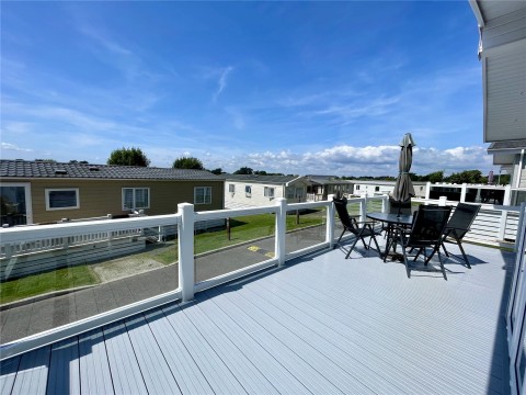 Click the photo for more details of Hoburne Lane, Highcliffe On Sea, Christchurch