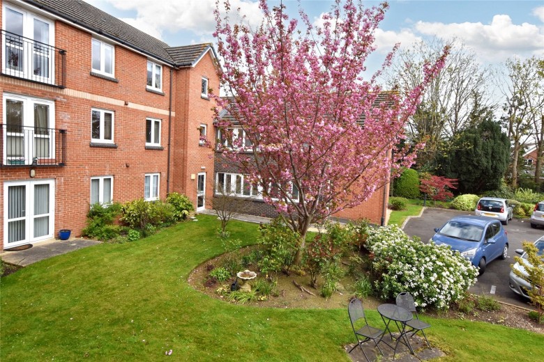 Click the photo for more details of Rymans Court, Didcot, Oxfordshire, OX11