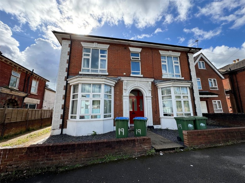 Click the photo for more details of Forster Road, Southampton, Hampshire, SO14