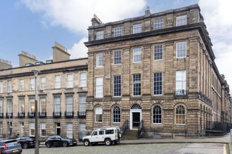 Click the photo for more details of 1/2, Forres Street, Edinburgh, Midlothian