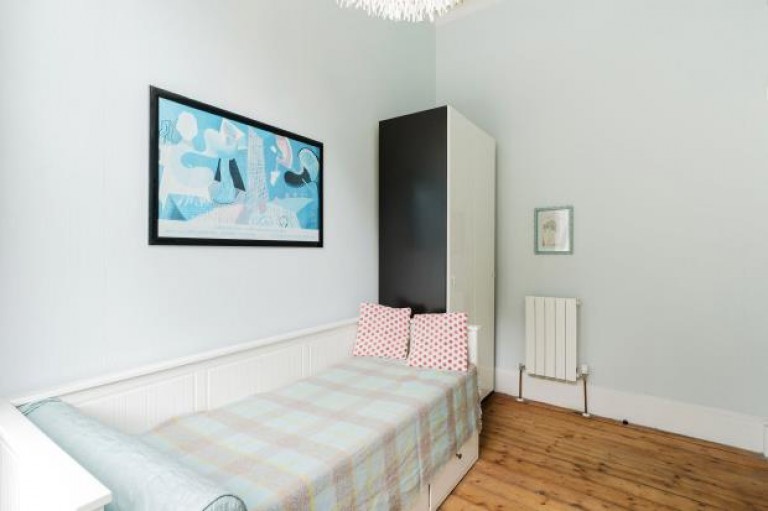 Images for 2/2 (1F), Royal Crescent, Edinburgh, Midlothian