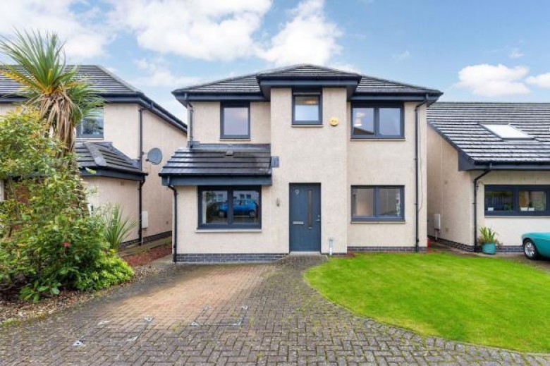 Click the photo for more details of Wallace Gardens, Roslin, Midlothian