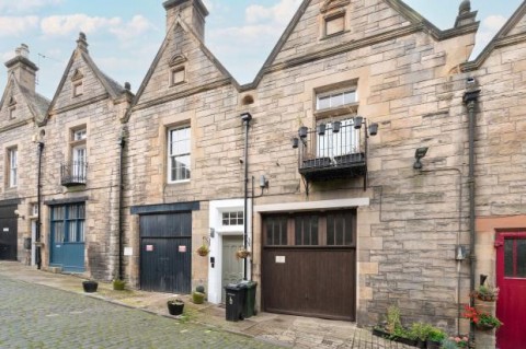 Click the photo for more details of Rothesay Mews, Edinburgh, Midlothian