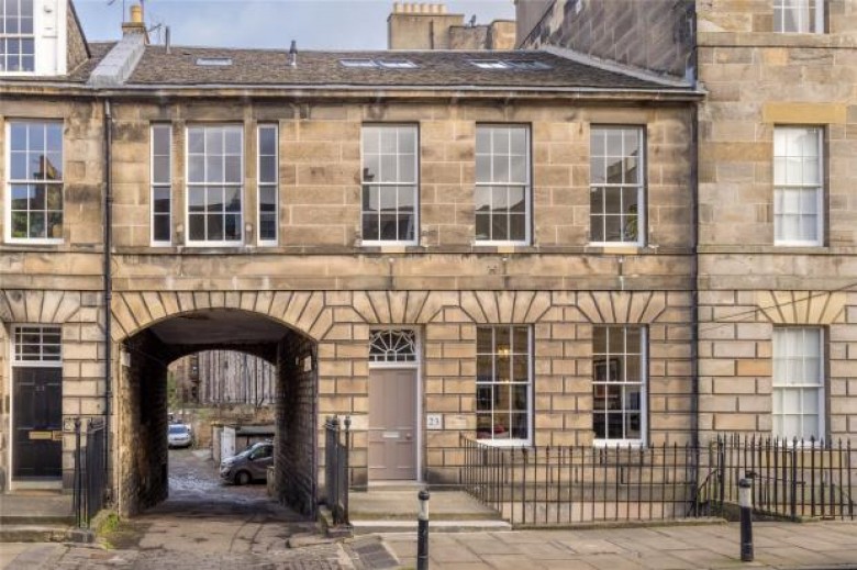 Click the photo for more details of Flat 1, Stafford Street, Edinburgh, Midlothian