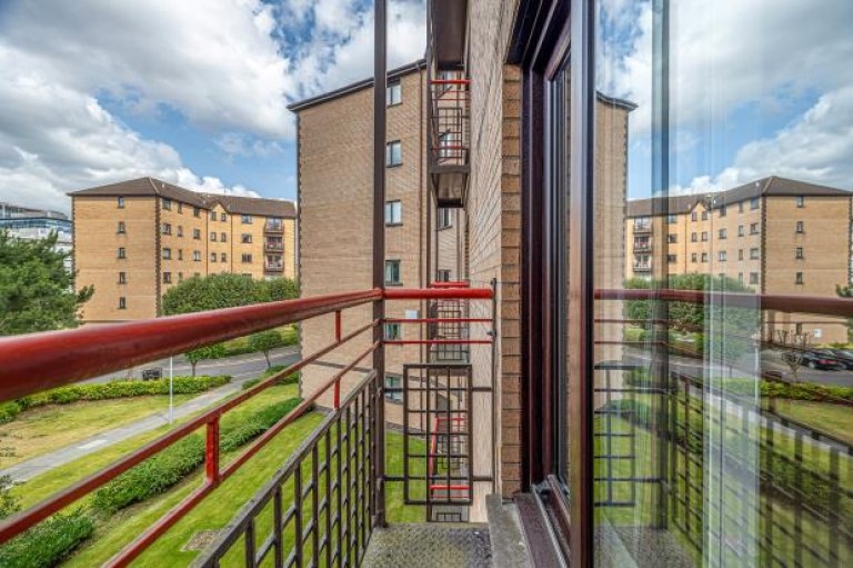 Images for Flat 6 Waterfront, Riverview Place, Tradeston, Glasgow City