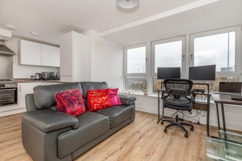 Click the photo for more details of Flat 4/4, Buccleuch Street, Garnethill, Glasgow City