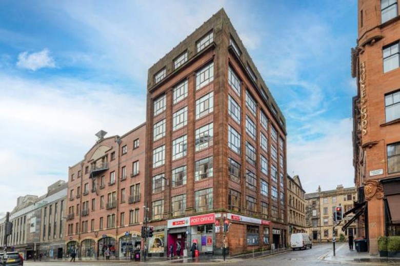 Click the photo for more details of Flat 1/2 Glassford Court, Wilson Street, Merchant City, Glasgow City