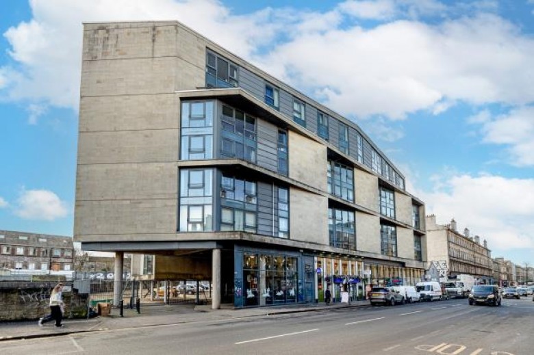 Click the photo for more details of Flat 5/6, Argyle Street, Finnieston, Glasgow