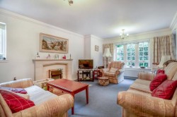 Images for 2B, Rosemount Court, Newton Mearns, Glasgow, East Renfrewshire