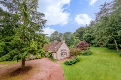 Images for Barochan Garden Cottage, Houston, Johnstone, Renfrewshire