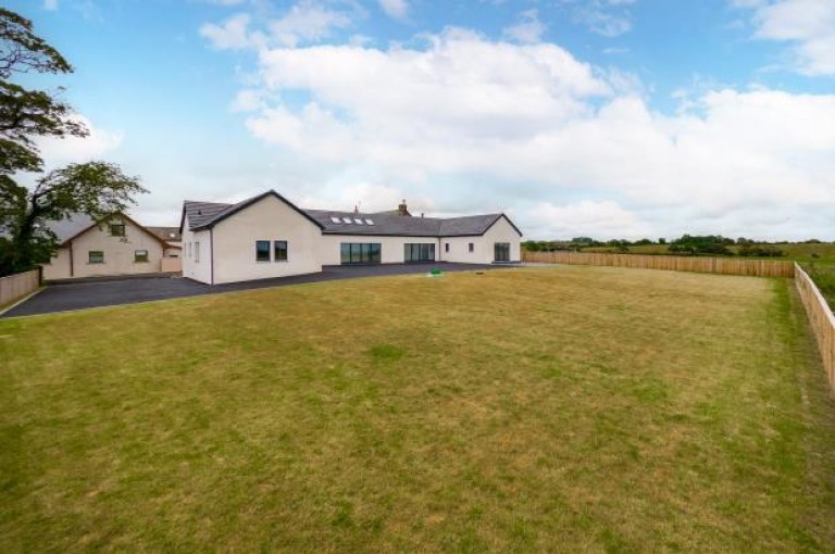 Images for Mid Lambroughton Farm, Kilmaurs, East Ayrshiure