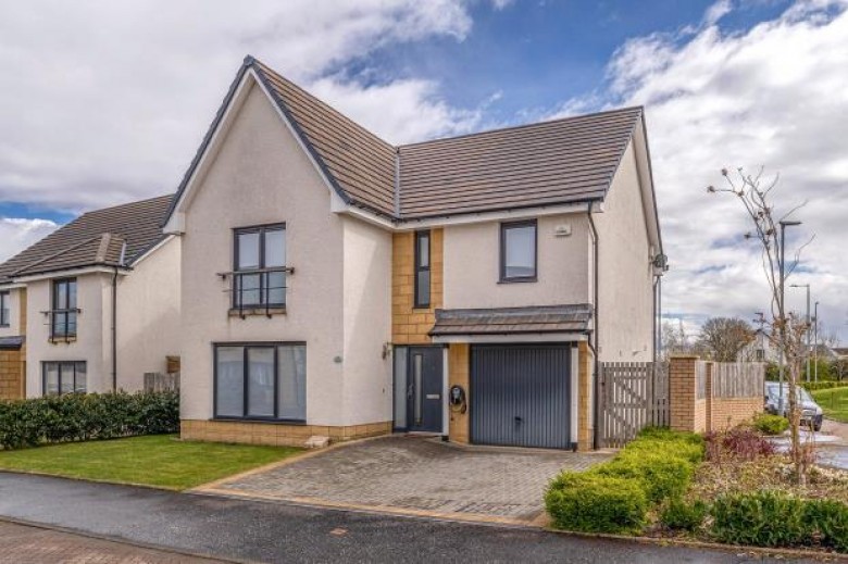 Click the photo for more details of Kestrel Wynd, Newton Mearns, Glasgow, East Renfrewshire