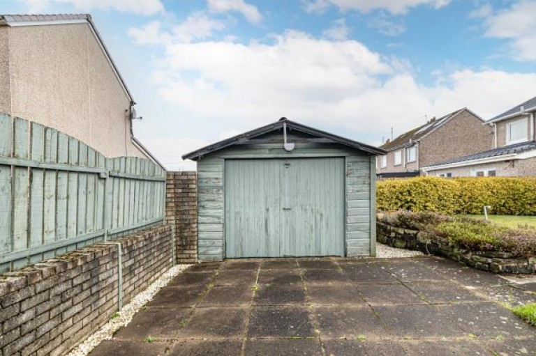 Images for Craighlaw Avenue, Waterfoot, Glasgow, East Renfrewshire