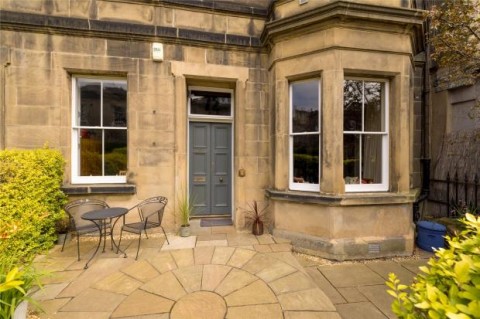 Click the photo for more details of Inverleith Row, Edinburgh