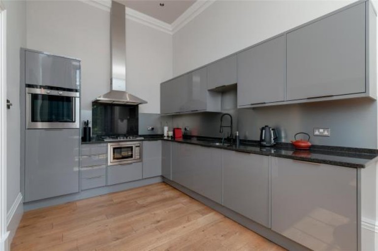 Images for Flat 3, Carlton Terrace, Edinburgh