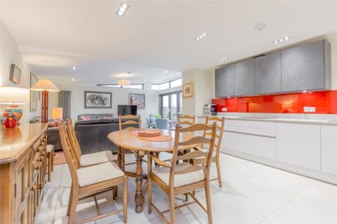 Click the photo for more details of 6A, Bruntsfield Terrace, Edinburgh, Midlothian