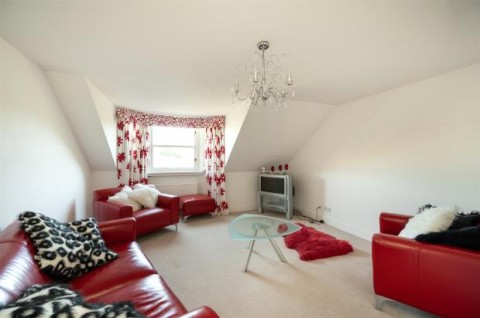 Click the photo for more details of Flat 3, Tay Street, Perth, Perth and Kinross