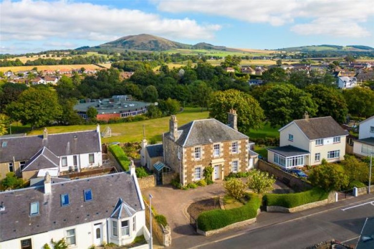 View Full Details for The Old Manse, 35 Woodlands Road, Lundin Links, Leven