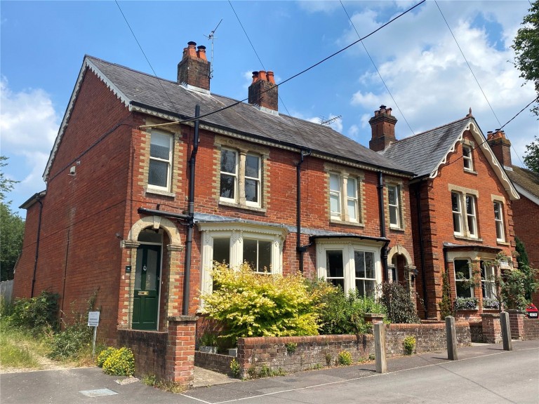 View Full Details for Palmerston Street, Romsey, Hampshire, SO51