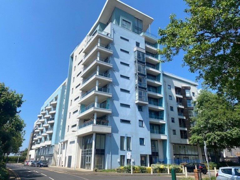 View Full Details for Ocean Way, Southampton, Hampshire, SO14
