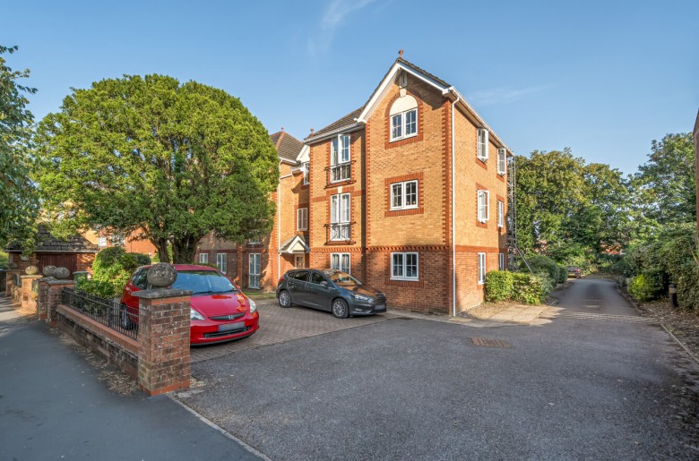 Click the photo for more details of Westwood Road, Highfield, Southampton, Hampshire, SO17