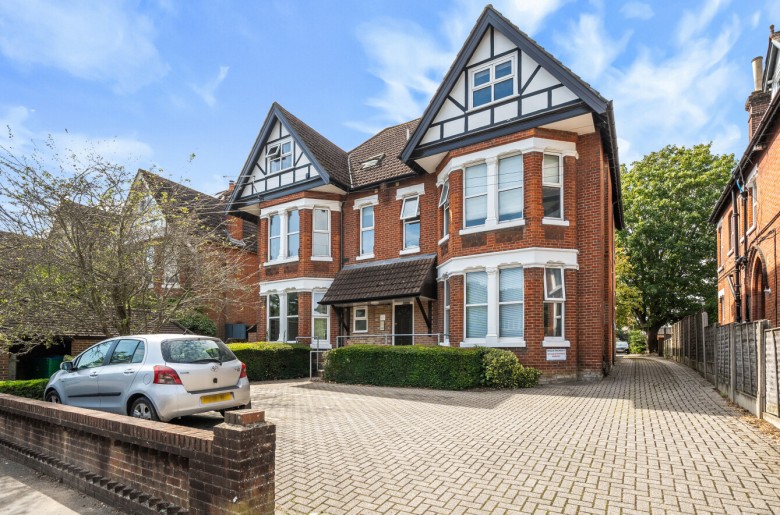 Click the photo for more details of Hill Lane, Southampton, Hampshire, SO15