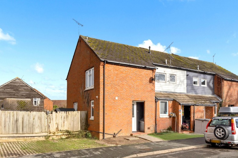 Click the photo for more details of Serrin Way, Horsham, RH12