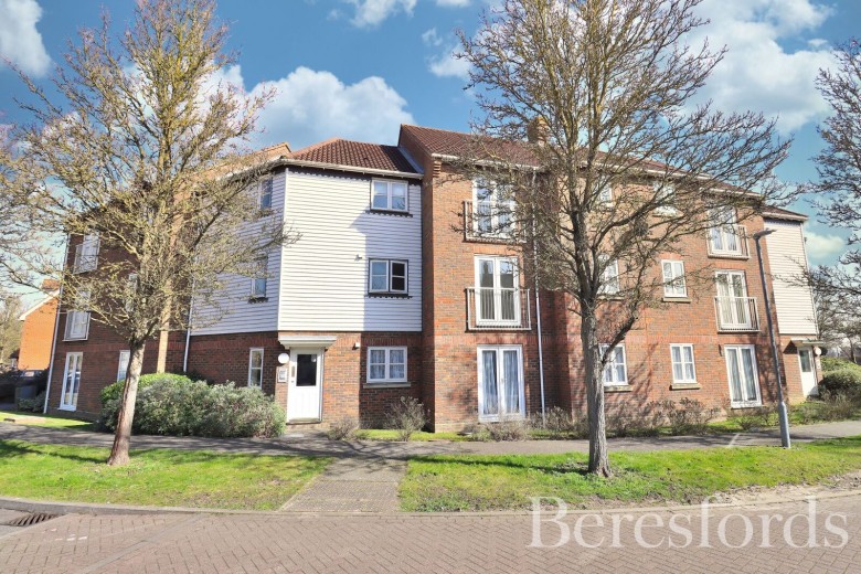 Click the photo for more details of Wickham Crescent, Chelmsford, Essex, CM1