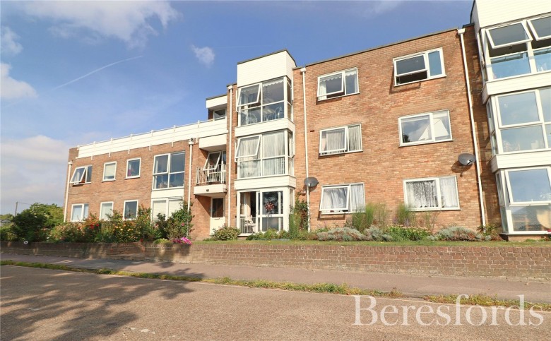 Click the photo for more details of Victoria Esplanade, West Mersea, Colchester, Essex, CO5