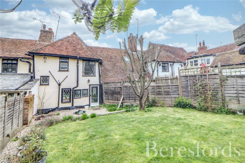 Click the photo for more details of Colneford Hill, White Colne, Colchester, Essex, CO6