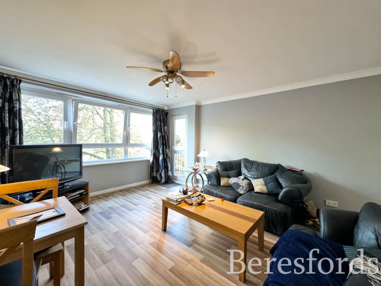 Images for Slewins Close, Hornchurch, RM11