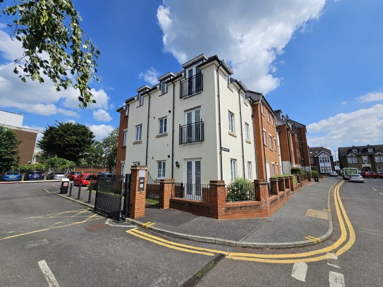 Click the photo for more details of Rose Court, Dolphin Approach, Romford, RM1