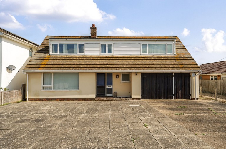 View Full Details for East Bracklesham Drive, Bracklesham Bay, PO20