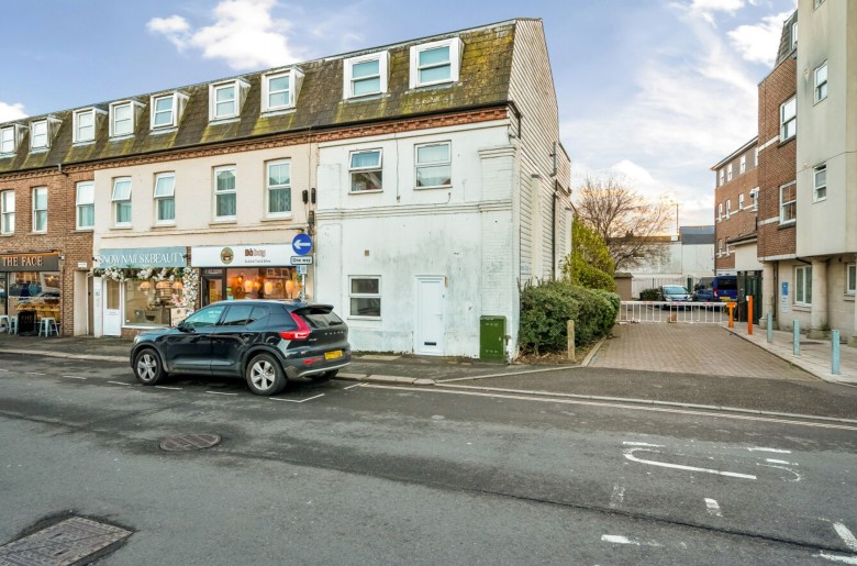 Click the photo for more details of Lyon Street West, Bognor Regis, PO21